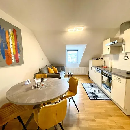 Modern With Flair * Graz